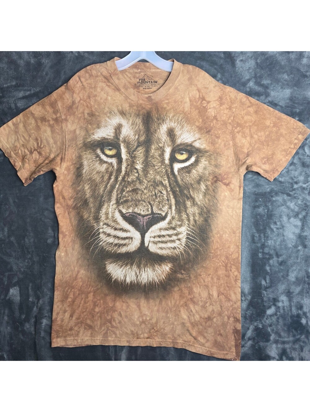 The Mountain Shirt Mens Large Brown Tie Dye Lion Safari Wilderness Graphic Logo